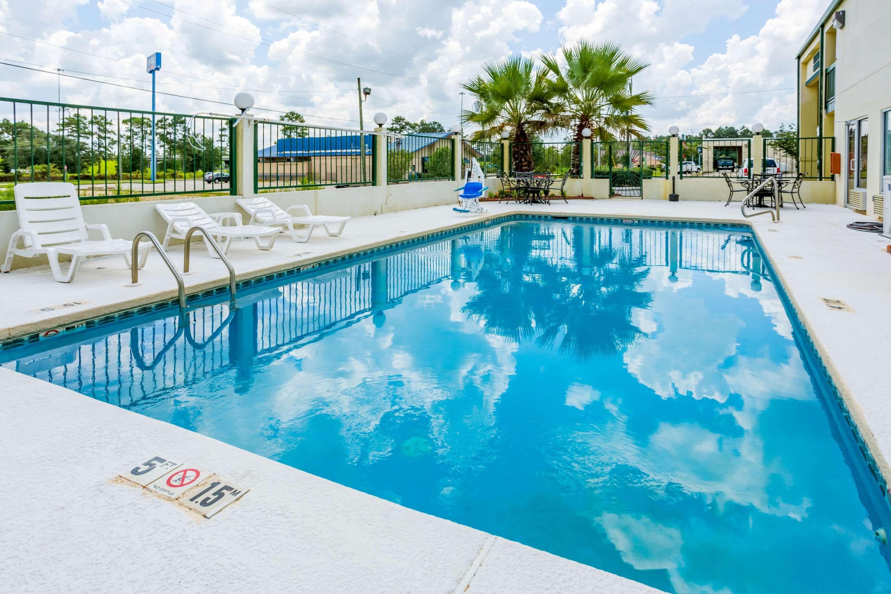 Econo Lodge Picayune Buitenkant foto