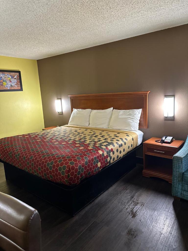Econo Lodge Picayune Buitenkant foto