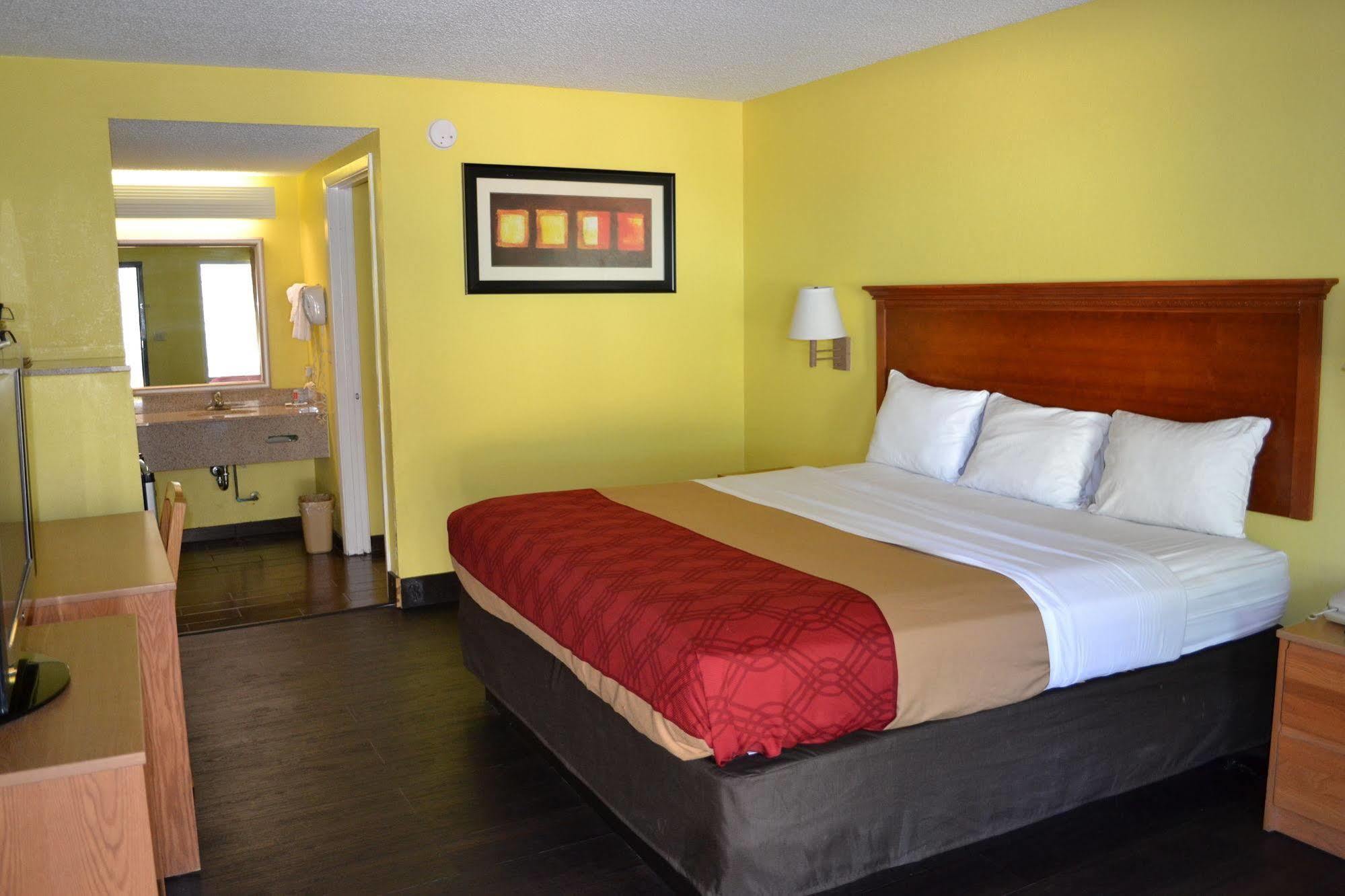 Econo Lodge Picayune Buitenkant foto
